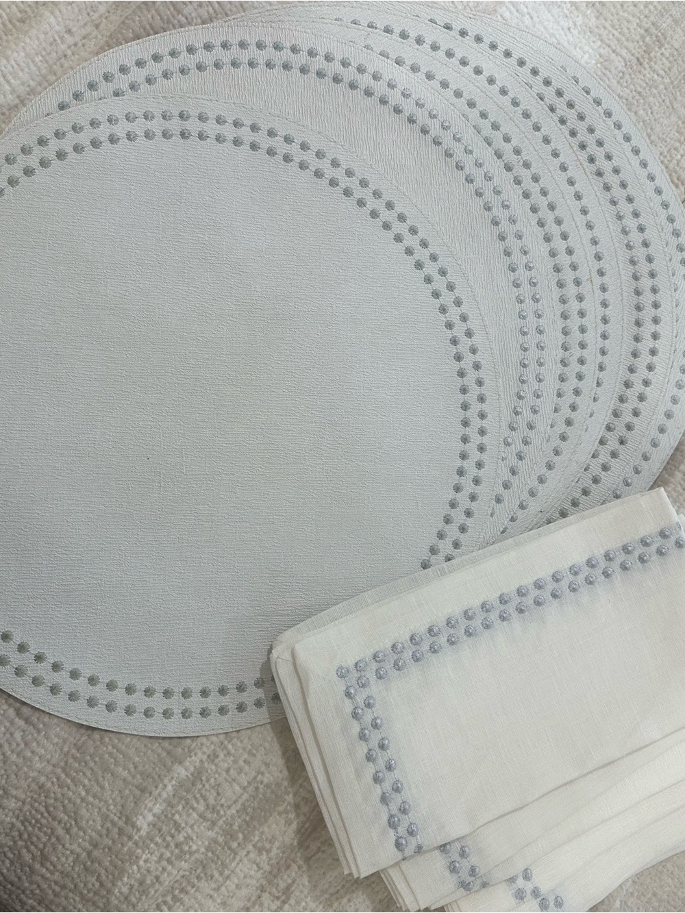 White Round Placemat Set with Gray Stud Trim - Home Dining